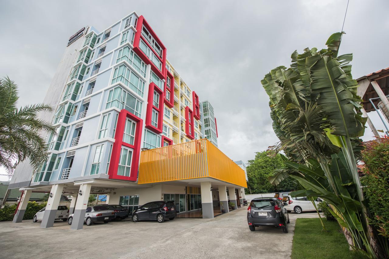 Backpacker Street Airport Place Nai Yang Exterior foto